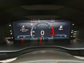 Skoda Karoq 1.0 TSI Ambition * Panoramadak * Camera * Adaptieve Cruise Control * / 14