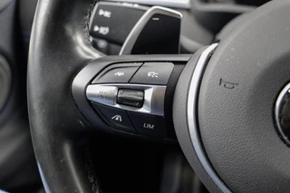 BMW X2 M35i High Executive Panoramadak | Harman Kardon | Sportstoelen | Misano Blue / 22