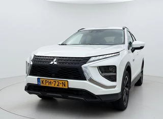 Mitsubishi Eclipse Cross 2.4 PHEV First Edition / 4