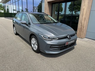 Volkswagen Golf Variant 1.5 eTSI DSG Life Trekhaak | Navi | Adap. Cruise | 4-season | Rijklaar incl. garantie / 5