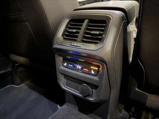 Volkswagen Tiguan 1.5 TSI R-Line Pano Head-up Trekhaak VOL! / 40