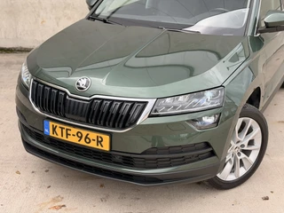 Skoda Karoq 1.5 TSI DSG Pano Camera Canton Leder/alca Trekhaak CarPlay Keyless Sfeer / 2