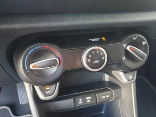 Kia Picanto 1.0 MPi GT-Line Edition | Navigatie | Camera | Airco | Cruise control | Getinte ramen achter | Lichtmetalen velgen | / 28
