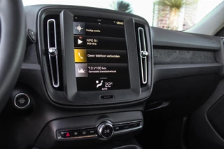 Volvo XC40 1.5 T2 Momentum Core | 1e eigenaar | NL auto | Navigatie | Cruise control | Bluetooth | LED | Parkeersensoren | Bluetooth | Botsherkenning | Rijstrooksensor / 23