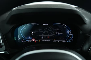 BMW X3 xDrive30e High Executive  360°cam, Stoelverwarming, Volleder, Carplay, interieur voorverwarming/(koeling) / 39