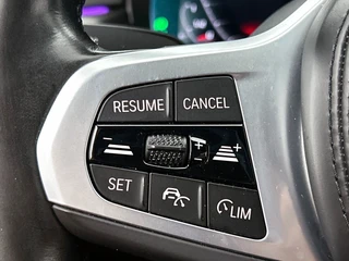 BMW 5-serie 545e xDrive M Sport | Camera | Adaptive Cruise | Stoelverwarming | / 19