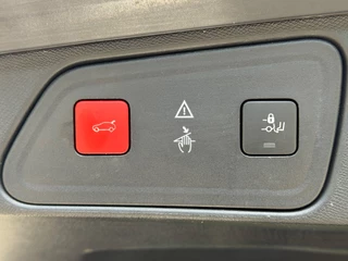 Peugeot 3008 1.2 PureTech AUTOMAAT Allure, achteruitrijcamera, luxe uitvoering, navigatie, cruise controle / 17