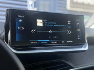 Peugeot 208 1.2 PureTech Allure Pack | Adaptive Cruise Control | Parkeercamera/-sensoren | Keyless Start | Apple Carplay/Android Auto | Climate Control | i-Cockpit | Navigatie | DAB | Full LED | Dealer Onderhouden | / 16