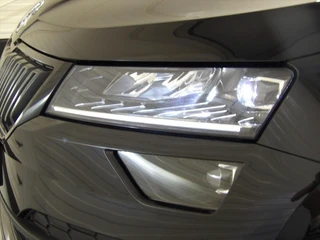 Škoda Karoq 1.5 TSI ACT Greentech 150pk DSG-7 Sportline Business / 11