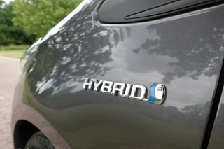 Toyota Yaris 1.5 Hybrid Aspiration  | 1ste eigenaar | Camera | Climate control | / 12
