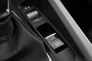 Alfa Romeo Tonale 1.3T PHEV Veloce Leder Stoelventilatie Stoelverwarming Harman Kardon Keyless / 48