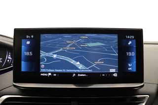Peugeot 5008 1.2 PureTech Allure Pack Business AUTOMAAT | 7-Zits | Dodehoek Detectie | Navigatie | Achteruitrij Camera | 1e eigenaar / 27
