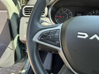 Dacia Duster 1.3 TCe 150 Extreme | Automaat | Keyless | Camera | CarPlay |Cruise | / 11