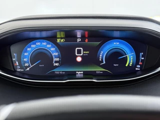 Peugeot 3008 GT SOH: 99% | PHEV | APPLE CARPLAY | ELEKTRISCHE ACHTERKLEP | CAMERA VOOR + ACHTER | ADAPTIVE CRUISE CONTROL | FOCAL AUDIO | DODEHOEK DETECTIE| RIJKLAARPRIJS INCL. 12 MND BOVAG GARANTIE / 37