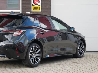 Toyota Corolla 2.0 Hybrid Team D GR Navi+BT| Camera| Dealer onderhouden / 30