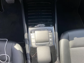 Mercedes GLA 200 163pk 7G-DCT Business Solution / 27