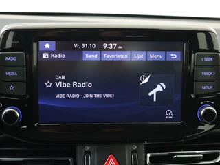 Hyundai i30 Wagon 1.0 T-GDi MHEV Advanced | Automaat | Trekhaak | Apple Carplay/Android Auto | Camera | Winterpack / 18