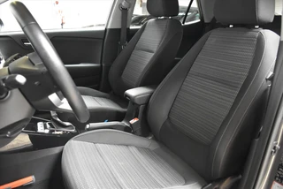 KIA Stonic 1.0 T-GDi MHEV 100pk DCT7 DynamicPlusLine / 11