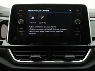 Volkswagen T-Roc 1.5 TSI R-Line Camera | Private lease 584 pm / 23