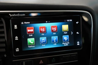 Mitsubishi Outlander 2.4 PHEV Intense  Opendak Trekhaak / 17