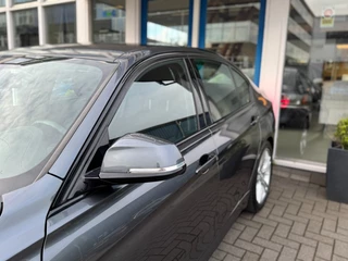 BMW 3 Serie 318i Executive M Sport I Navigatie I Trekhaak I Xenon I Dealer ond. I NL auto / 7