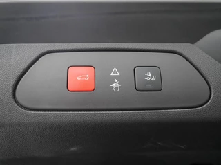 Opel Grandland 1.6 Turbo Hybrid Business Executive | Stoelverwarming en ventilatie | 225 PK | 19 inch lichtmetalen velgen | Lederen bekleding | Parkeersensoren v+a | Elektrisch verstelbare bestuurdersstoel / 15