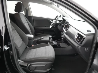 Kia Stonic 1.0 T-GDi MHEV DynamicPlusLine  - Camera - Stoel/stuurverwarming - Cruise control - Applecarplay - Android Auto 7 jaar of 150.000km Fabrieksgarantie / 43