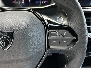 Peugeot 2008 1.2 Hybrid 145pk GT | Automaat | Dode hoekbewaking | Rondom zicht camera | Navigatie full map | 17 inch LichtMetaal / 13