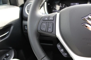 Suzuki Vitara 1.4 Boosterjet Smart Hybrid Style Automaat, Panoramadak, STIJL uitvoering! / 22