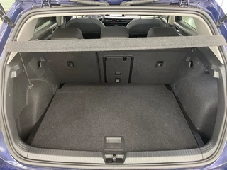 Volkswagen Golf 1.0 TSI Life / 13