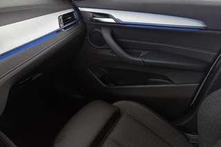 BMW X1 xDrive25e M Sport Sportstoelen Stoelverwarming Apple CarPlay LED / 39
