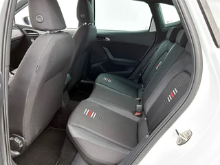 Seat Arona 1.5 TSI EVO FR Business Intense | Cruise control | Camera | Navigatie | Parkeersensoren / 25