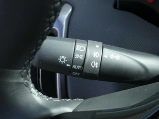 Suzuki e VITARA Style 61 kWh Elektrische bestuurdersstoel, Panoramadak, Half lederen bekl. 360 graden camera, Stuur verwarming / 15