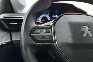 Peugeot 208 1.2 PureTech Active Pack | Lage km.stand | Lichtmetalen velgen | Android auto/Appel carplay | Airco | Cruise control | Navigatie | Parkeersensoren achter / 17