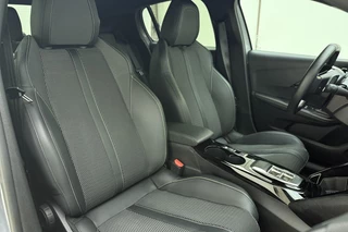 Peugeot 208 1.2 Hybrid 145 e-DCS6 GT | 17 Inch | Automaat | Achteruitrijcamera | Apple carplay | Voorstoelen verwarmd | / 15
