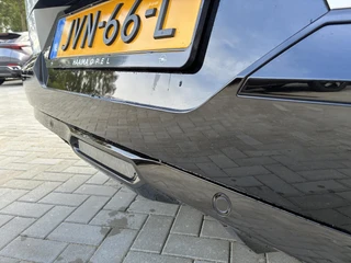 Opel Grandland Electric Business Edition 73 kWh | ECC | Navigatie | Elektrisch glazen panorama-dak | Matrix LED Verlichting | Cruise control | Camera | Winterpakket | 19" LM-Velgen / 33