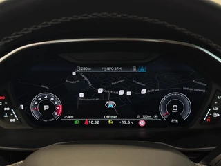 Audi Q3 35 TFSI S-Line Black Edition Pano Camera Leder Trekhaak 19'' / 20
