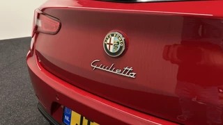 Alfa Romeo Giulietta 1.4 Turbo MultiAir Super AUTOMAAT ECC CRUISE NAVI. / 16