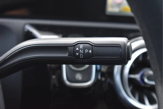 Mercedes-Benz A-Klasse 200 4MATIC 164 pk Premium  | Open dak | Camera | Carplay | DAB | Vrtual cockpit | Stoelverwarming | Full LED / 47
