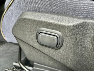 Renault 5 Comfort Range Techno 52 kWh  | V2G | Pack Winter | Pack Advanced Driving Assist | Two-Tone | Stoel+Stuurverwarming | Blindspot | Navigatie | Climate Control | Easy Park Assist | Apple CarPlay/Android Auto / 8