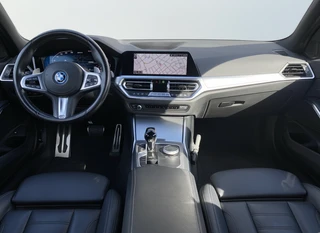 BMW 3 Serie 330e High Executive M-Sport  | 1e eigenaar | dealer onderh. | schuifdak | leder sportstoelen | camera | BTW auto / 15