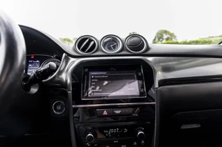 Suzuki Vitara 1.4 Boosterjet Select  | Pano | Trekhaak | Carplay / 27