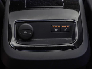 Volvo V60 T6 AWD Ultra Bright / 13