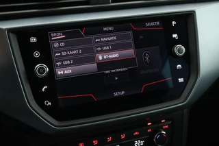 SEAT Arona 1.0 TSI 95pk Style Business Intense Camera Virtual Cockpit ACC Keyless Navigatie Carplay / 28