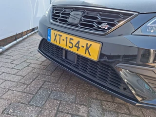 SEAT Leon ST 1.5 TSI FR 150pk Carplay Camera Stoelverw. Business Intense / 30