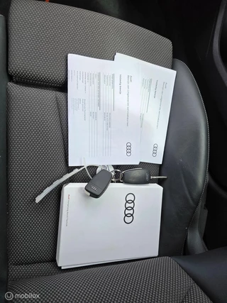 Audi A3 35 TFSI 2020 S-LINE AUT/CRUISE/CARPLAY/DIGI-DASH/LMV / 24