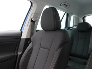Škoda Kamiq 1.0 TSi 110 Pk Automaat Ambition | Cruise Control | Airco | Carplay | Parkeersensoren | 16 Inch | 38.595 Km !! / 29