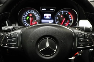 Mercedes-Benz GLA-klasse 180 Ambition | URBAN PACK | PANORAMADAK | STOELVERWARMING | TREKHAAK | 18" / 32