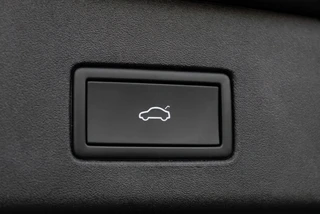 Volkswagen ID.4 First Max 77 kWh Pano l 360 Camera l HUD l VOL OPTIES / 15
