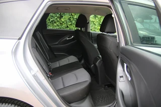 Hyundai i30 Wagon 1.0 T-GDi MHEV Comf / 22